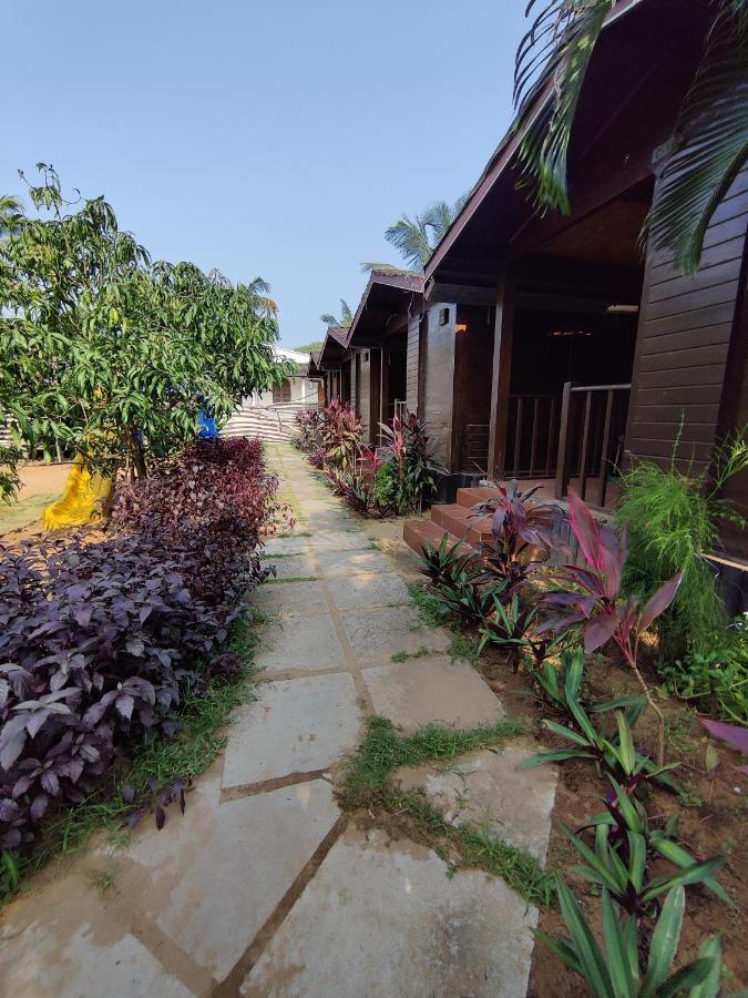 Beach Cottages - Pousada Donaciana Baga Extérieur photo